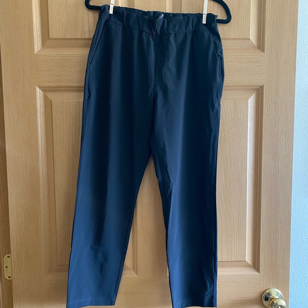 Vuori Women’s Joggers